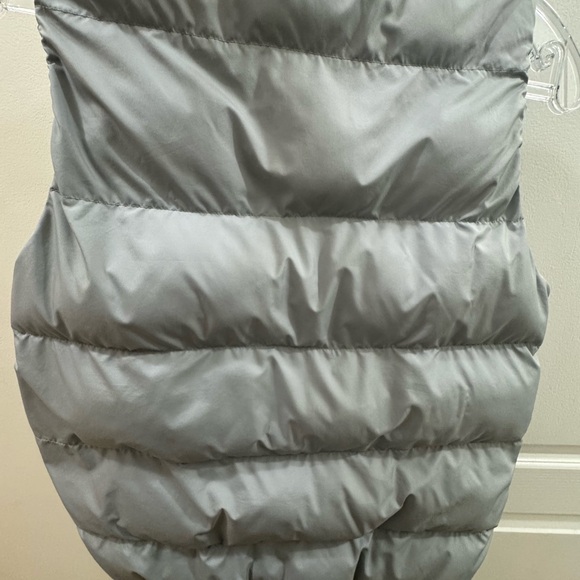 Nike Light Gray Puffer Jacket - Picture 6 of 7